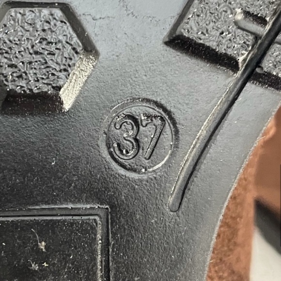 Barbara Barbieri brown suede slipon studded Chelsea ankle low heel boots size 37 - Picture 4 of 14